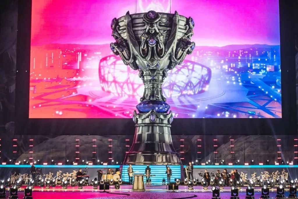 独家采访 ENCE .SDY： ＂我们在教练和队长之间存在协同问题＂